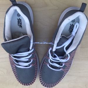 Zone pro very light sneakers